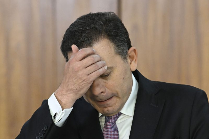 Misstrauensantrag: Portugals Premierminister muss sich wegen Familienunternehmen verantworten