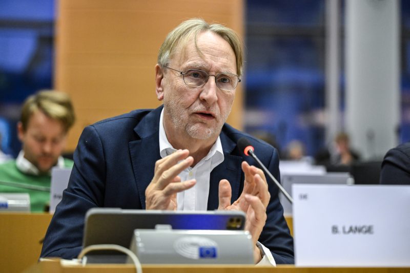 EU-Politiker Lange kritisiert Trumps "verrückte" Zölle