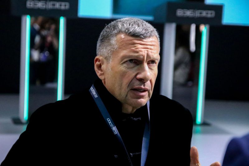 Eutelsat: Frankreichs Regulierungsbehörde stoppt Ausstrahlung EU-sanktionierter russischer TV-Sender