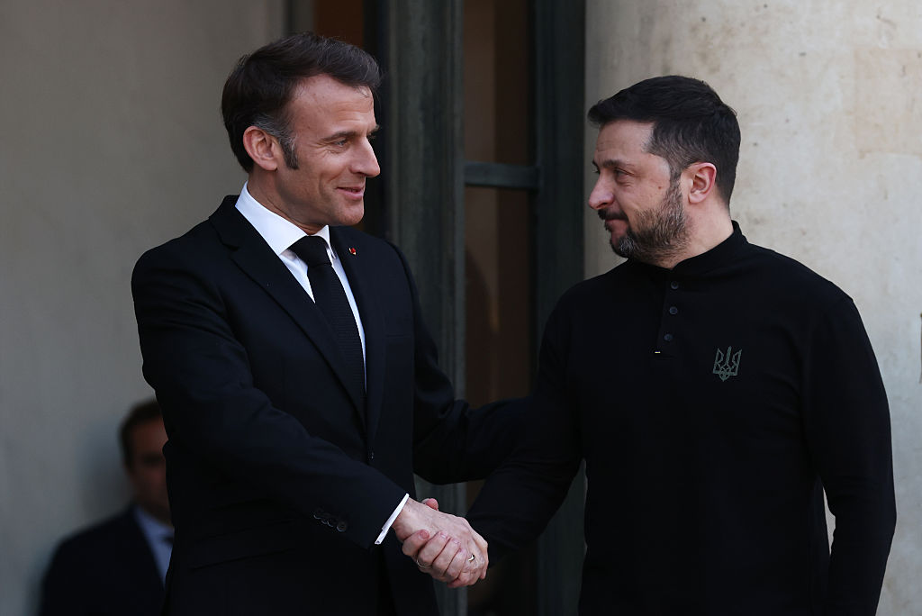 Zelensky Meets Macron In Paris