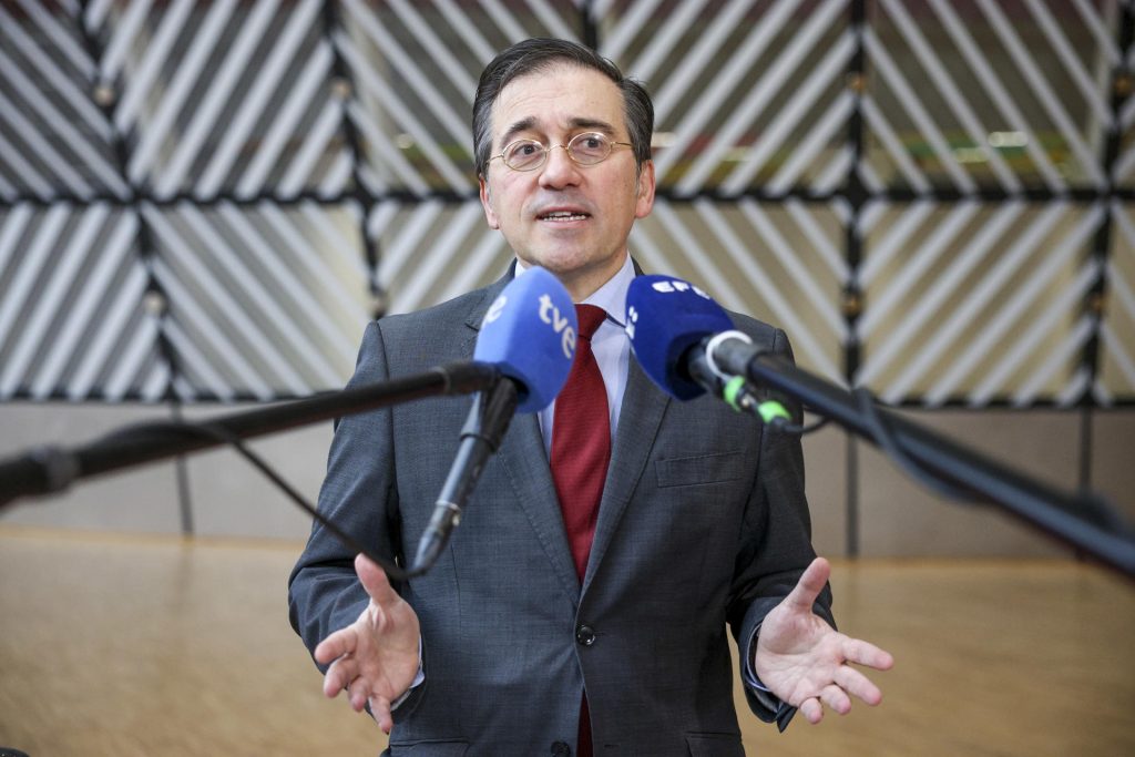 Albares asiste a la reunión de ministros de Exteriores de la Unión Europea