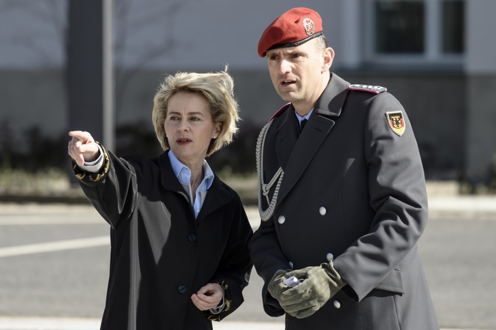 Austrian and Swiss Defence Ministers in Berlin
