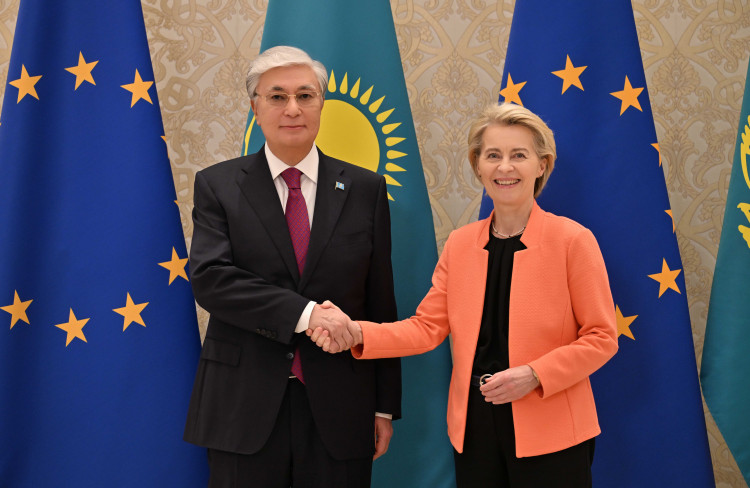Samarkand-Gipfel: EU vertieft strategische Beziehungen zu Zentralasien
