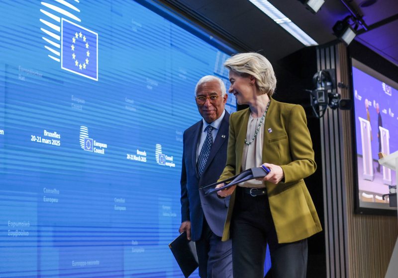 EU-Spitzenpolitiker wegen Privatflug von Brüssel nach Luxemburg in der Kritik