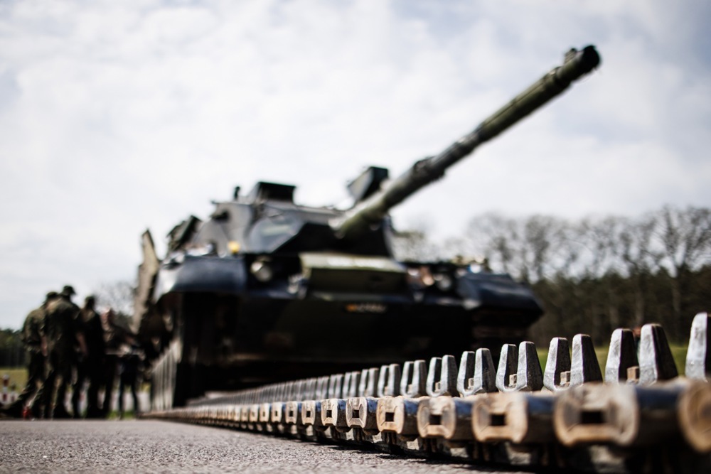 Training of Ukrainian soldiers on Leopard battle tanks in Germany