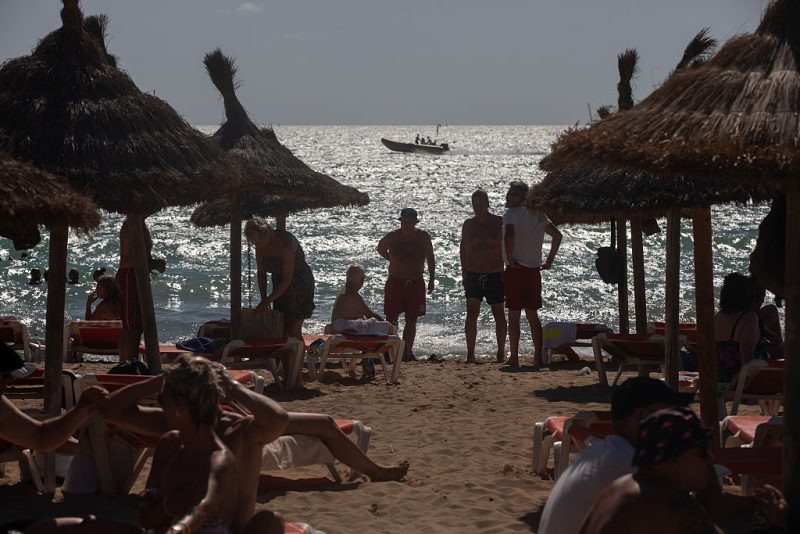 EU erwägt Einschränkungen für russische Touristenvisa und Diplomaten