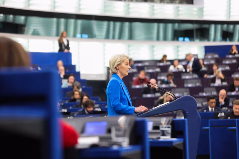 EU-Parlament: Von der Leyen übersteht zwei Misstrauensvoten