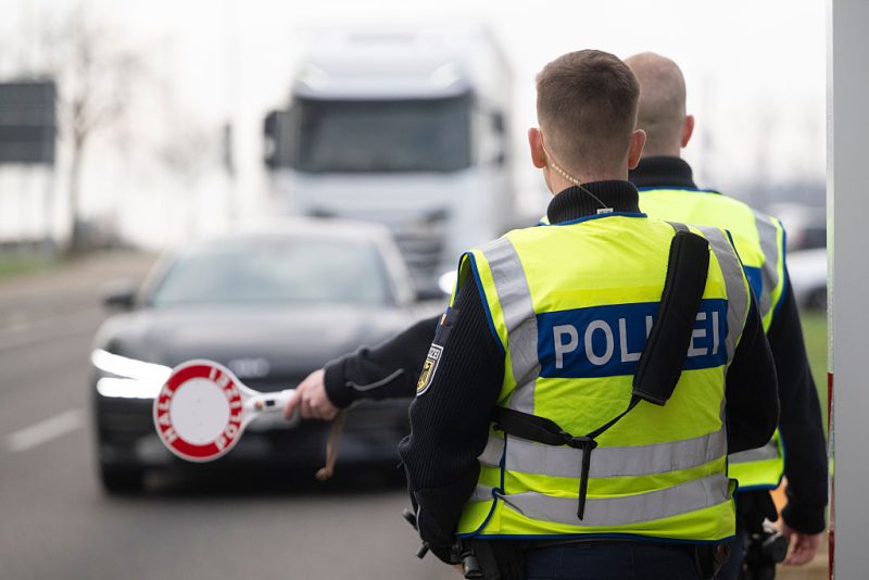 Deutschland verlängert EU-Grenzkontrollen um sechs Monate