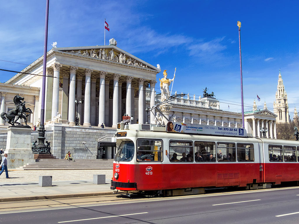 Österreichs Rechtsextreme gewinnen nach knappem Verfehlen an Stärke