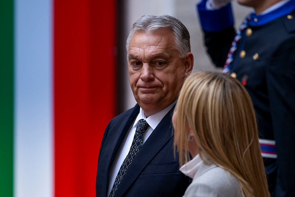 Orbán sowohl in Brüssel als auch im eigenen Land unter Druck
