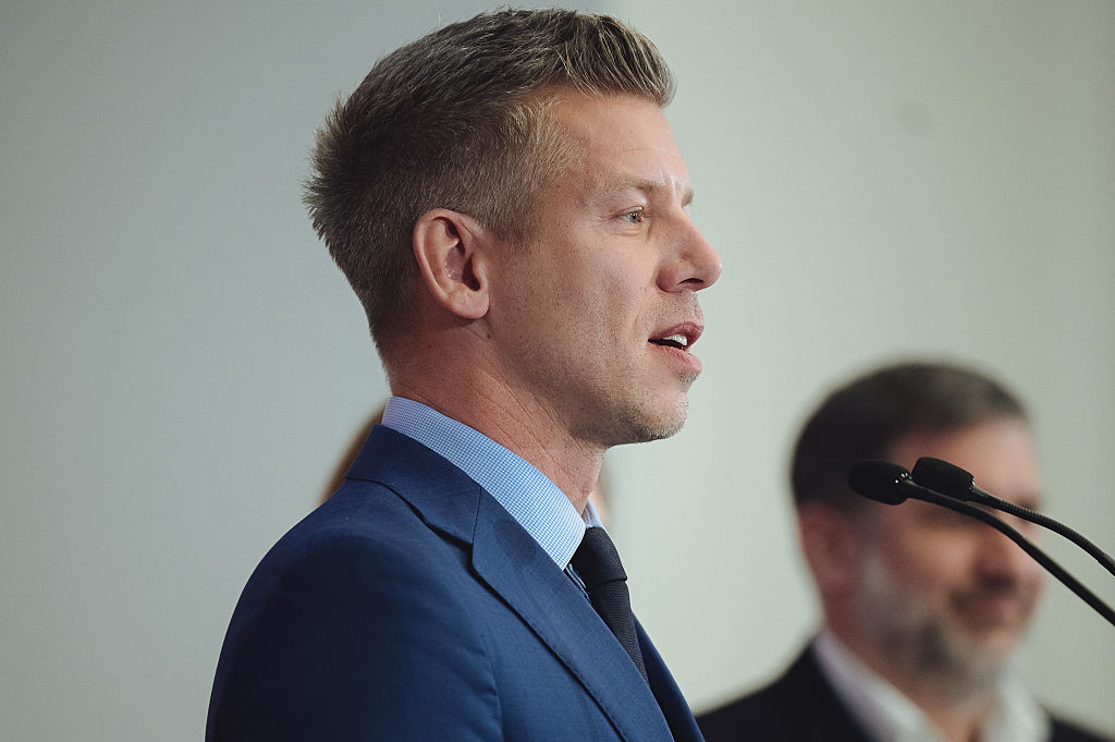 Magyar droht ein früher Konflikt mit Brüssel wegen des Migrationspakts