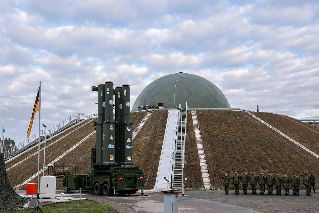 Berlin und der israelische Rüstungsriese IAI schließen Vertrag für Innovationszentrum im Bereich Verteidigung, Luft- und Raumfahrt