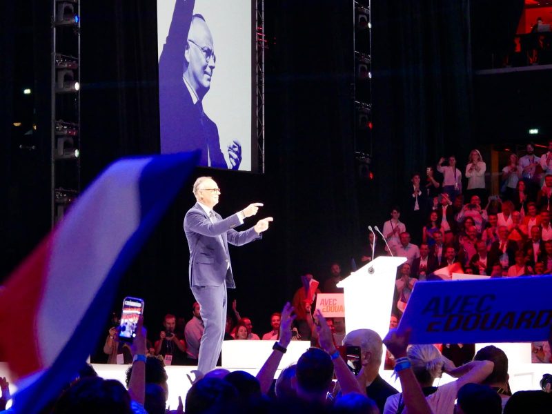 „Ein bisschen langweilig“: Édouard Philippe mischt sich in die Debatte ein