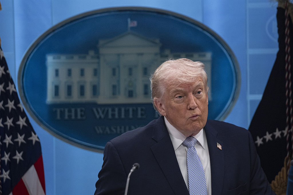 Donald Trump droht, Iran „sehr hart“ zu treffen