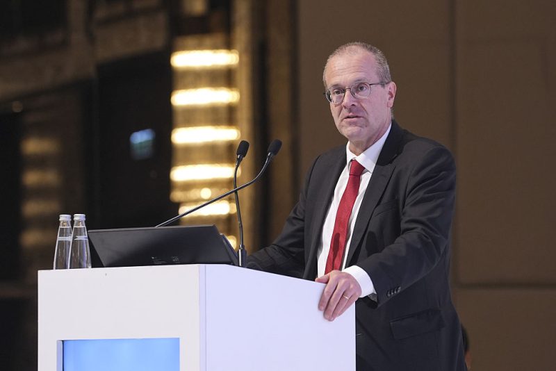Hans Kluge bereitet sich darauf vor, die Leitung der WHO zu übernehmen 