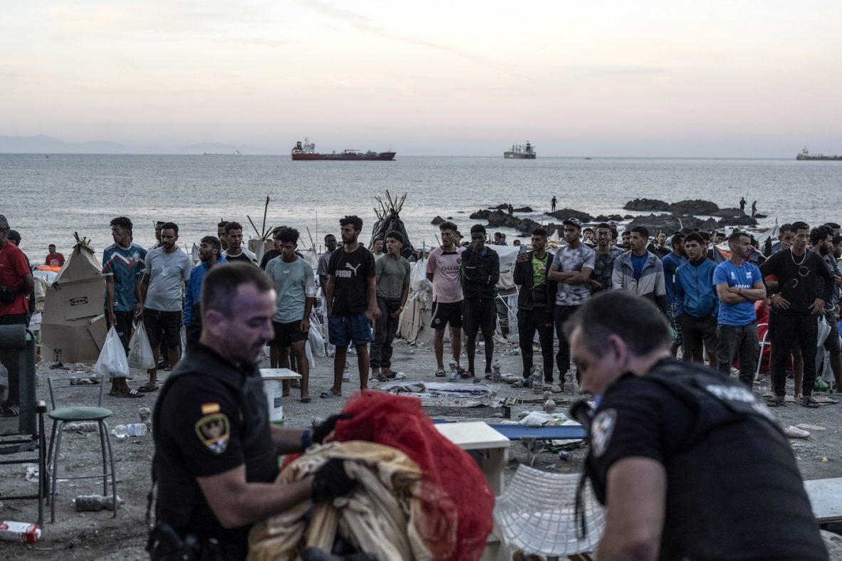 Spaniens Ministerpräsident behauptet, die marokkanischen Grenzkontrollen in Ceuta seien „gescheitert“